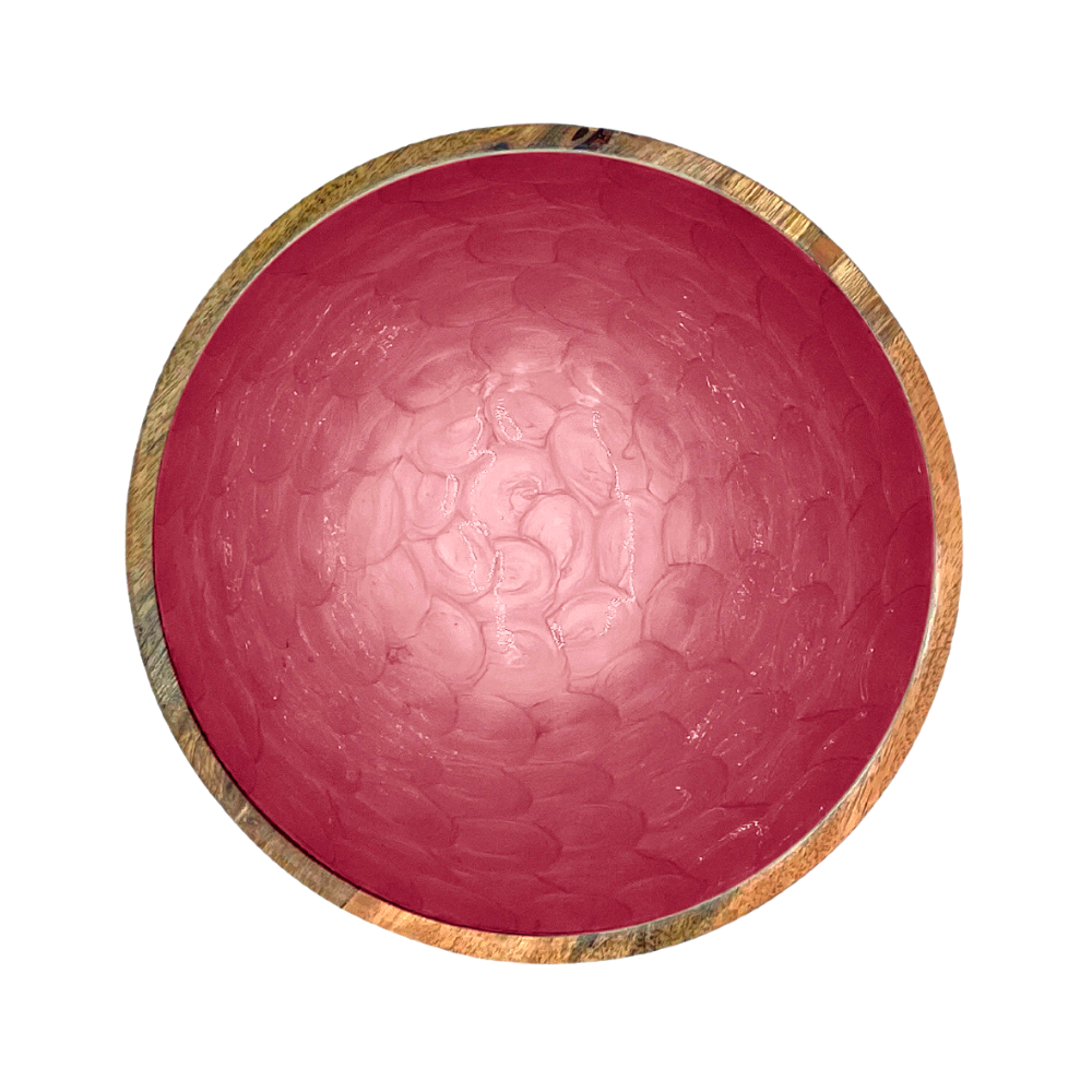 Hand-painted medium sized bowl (25cm) in dusty rose with a beautiful pearl finish. Made with sustainable mango wood. Suitable as a stylish fruit bowl or salad bowl.